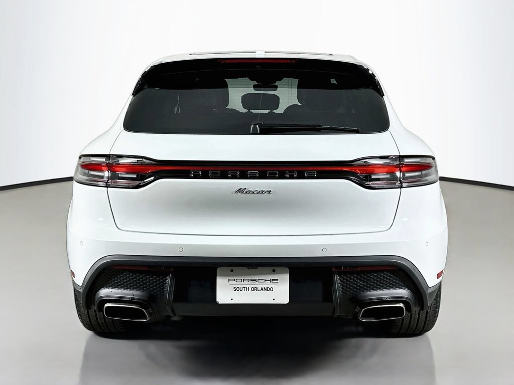 Certified 2026 Porsche Macan AWD/4WD image 10