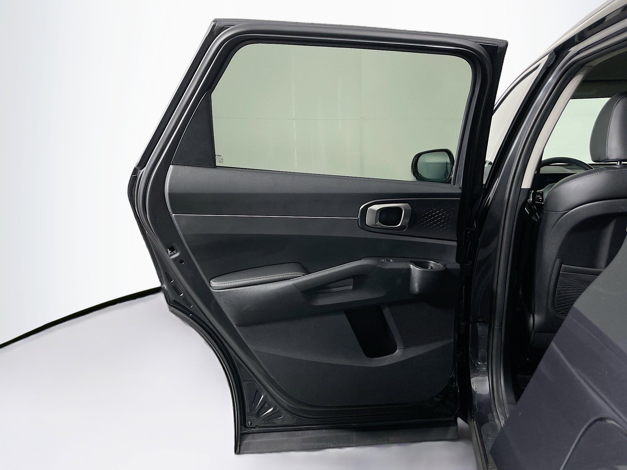 Used 2024 Kia Sorento S image 26