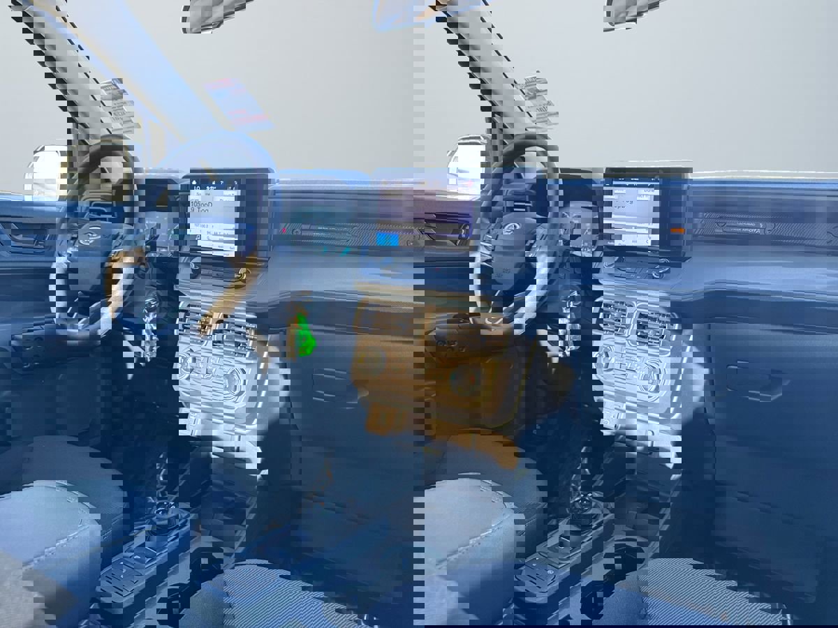 Used 2024 Ford Maverick XL image 15