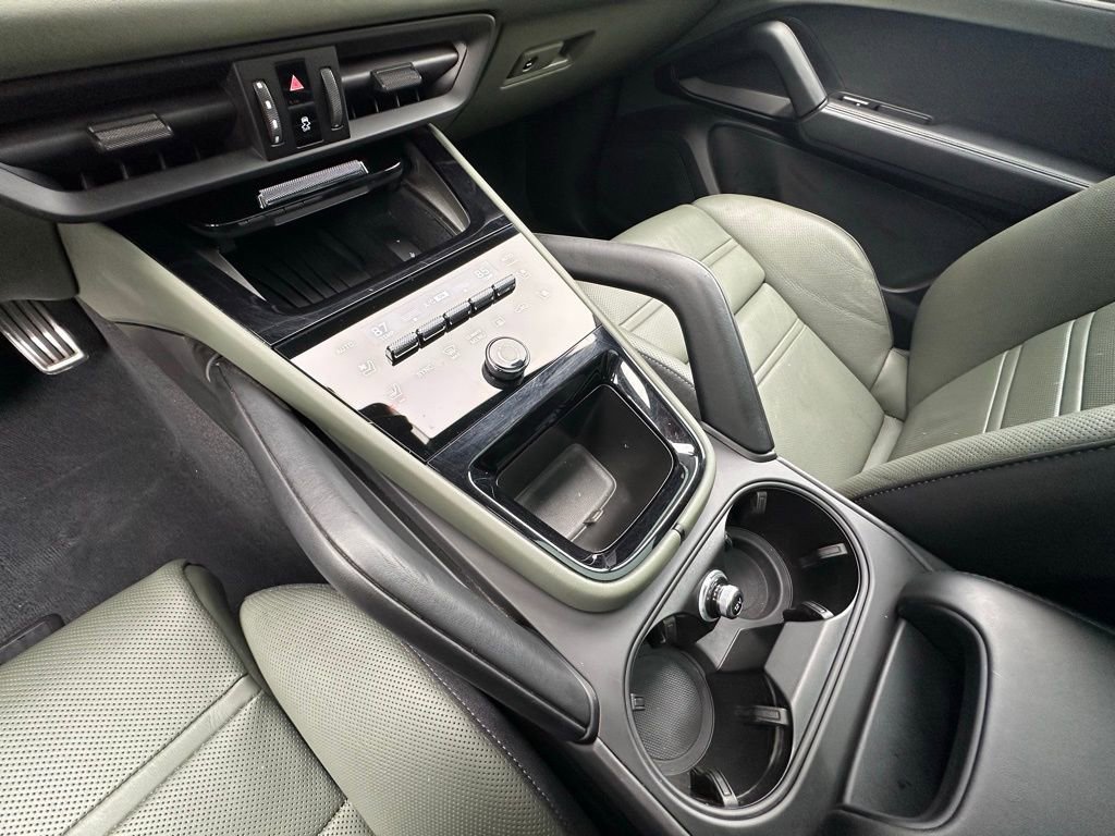 Certified 2025 Porsche Cayenne S image 30