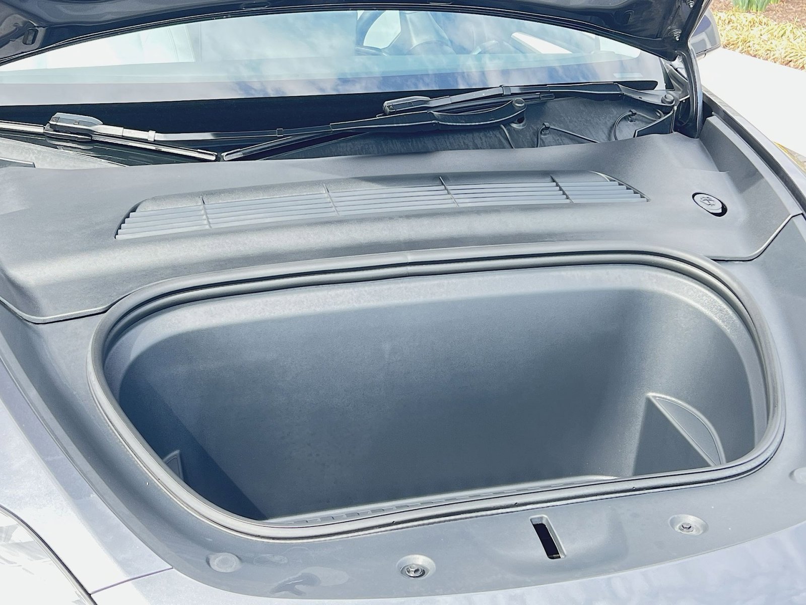 Used 2023 Tesla Model Y Long Range image 28