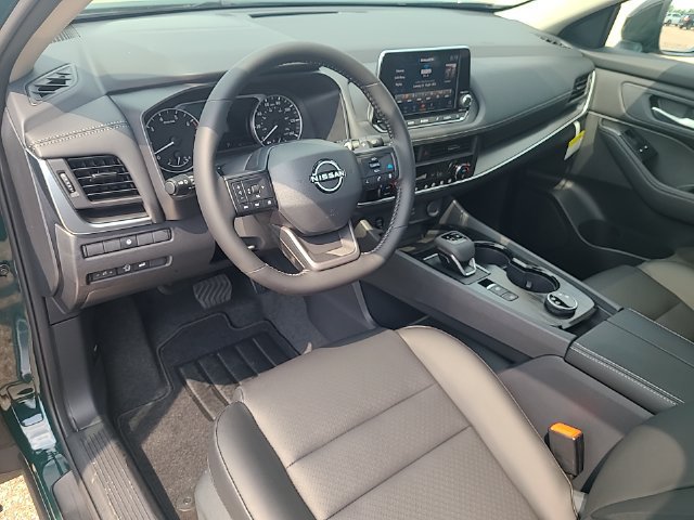 New 2026 Nissan Rogue Dark Armor AWD/4WD image 13