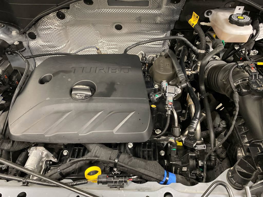 Used 2024 Buick Encore GX Avenir image 4