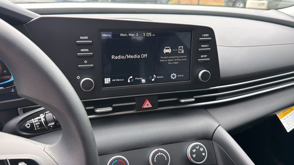 New 2026 Hyundai Elantra SE image 24