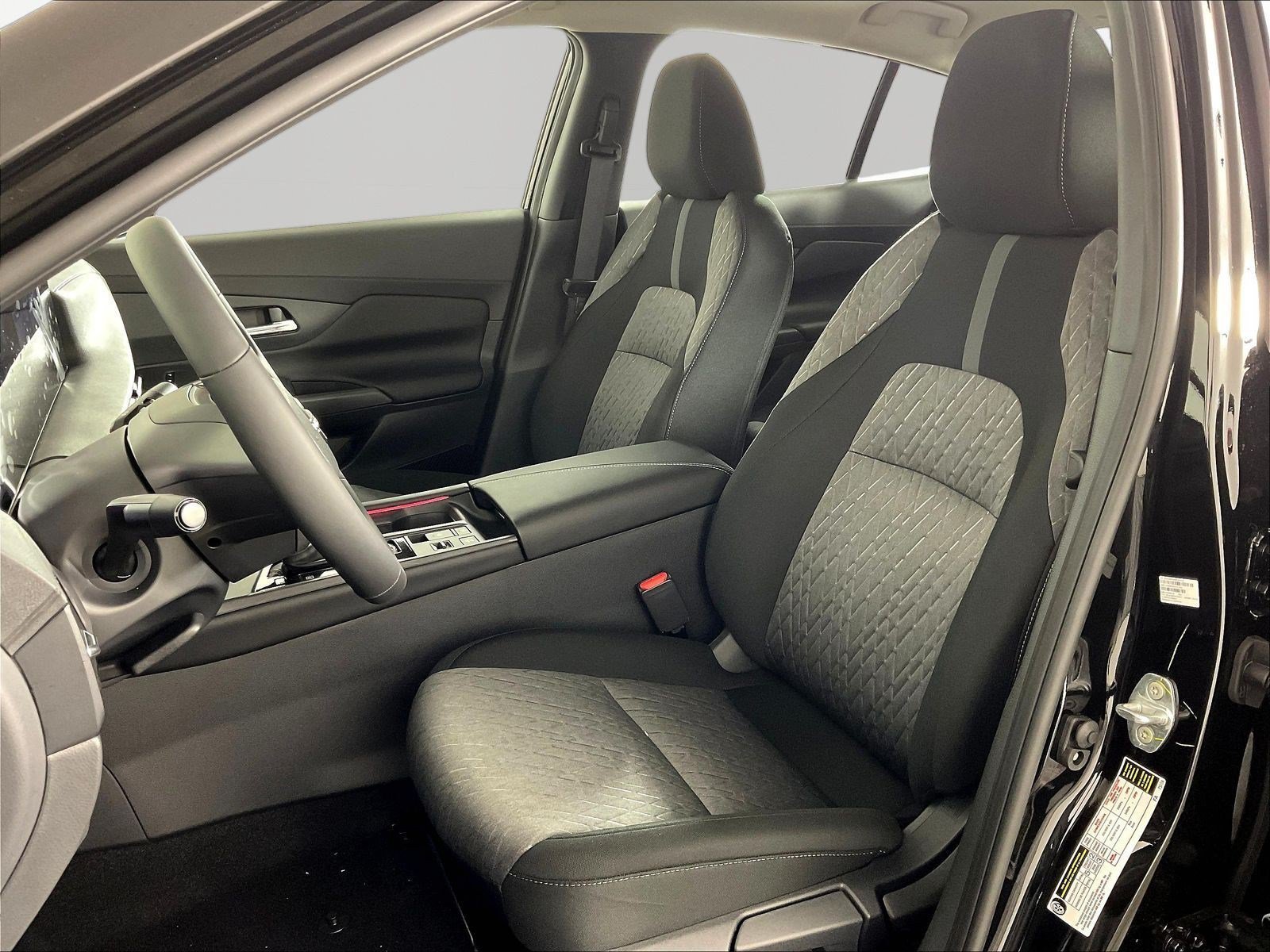 New 2026 Nissan Sentra SV w/ SV Convenience Package FWD image 16