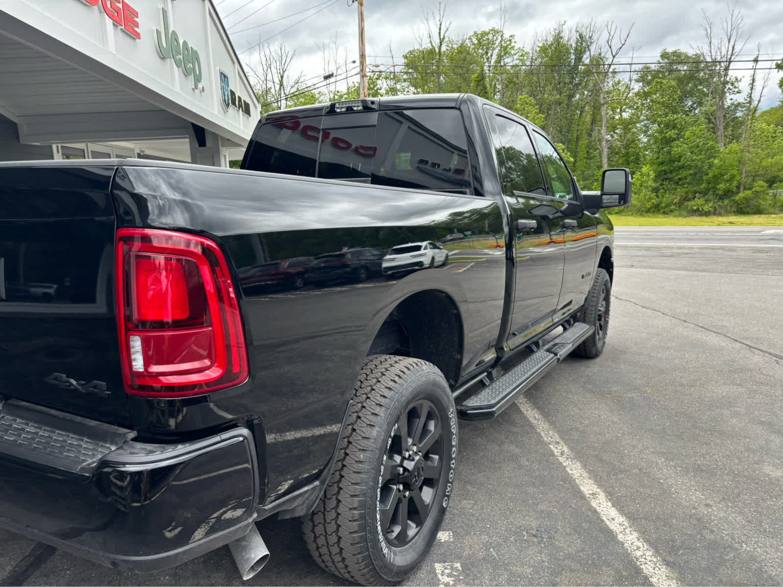 New 2026 RAM 2500 Big Horn AWD/4WD image 6