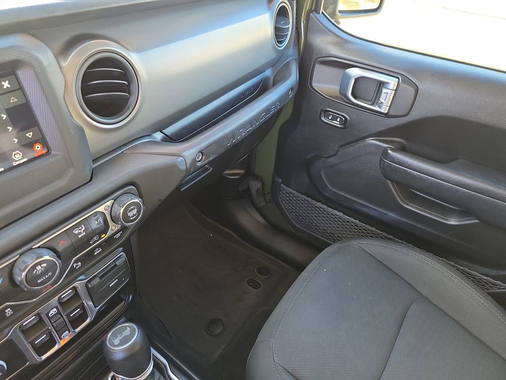 Used 2023 Jeep Wrangler Willys image 31
