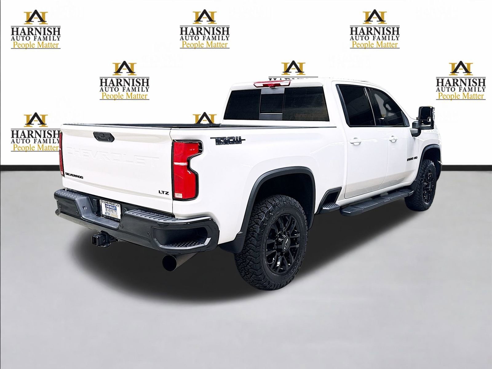 Used 2025 Chevrolet Silverado 2500 LTZ w/ Trail Boss Package image 6