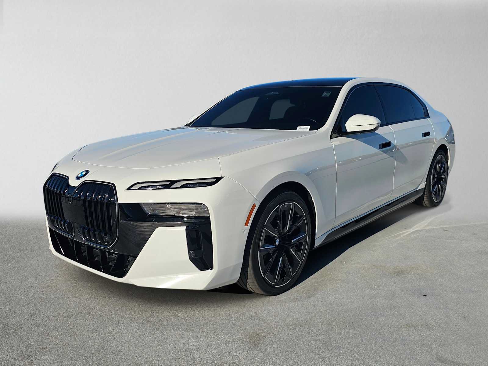 Used 2024 BMW i7 eDrive50 w/ M Sport Package RWD image 7