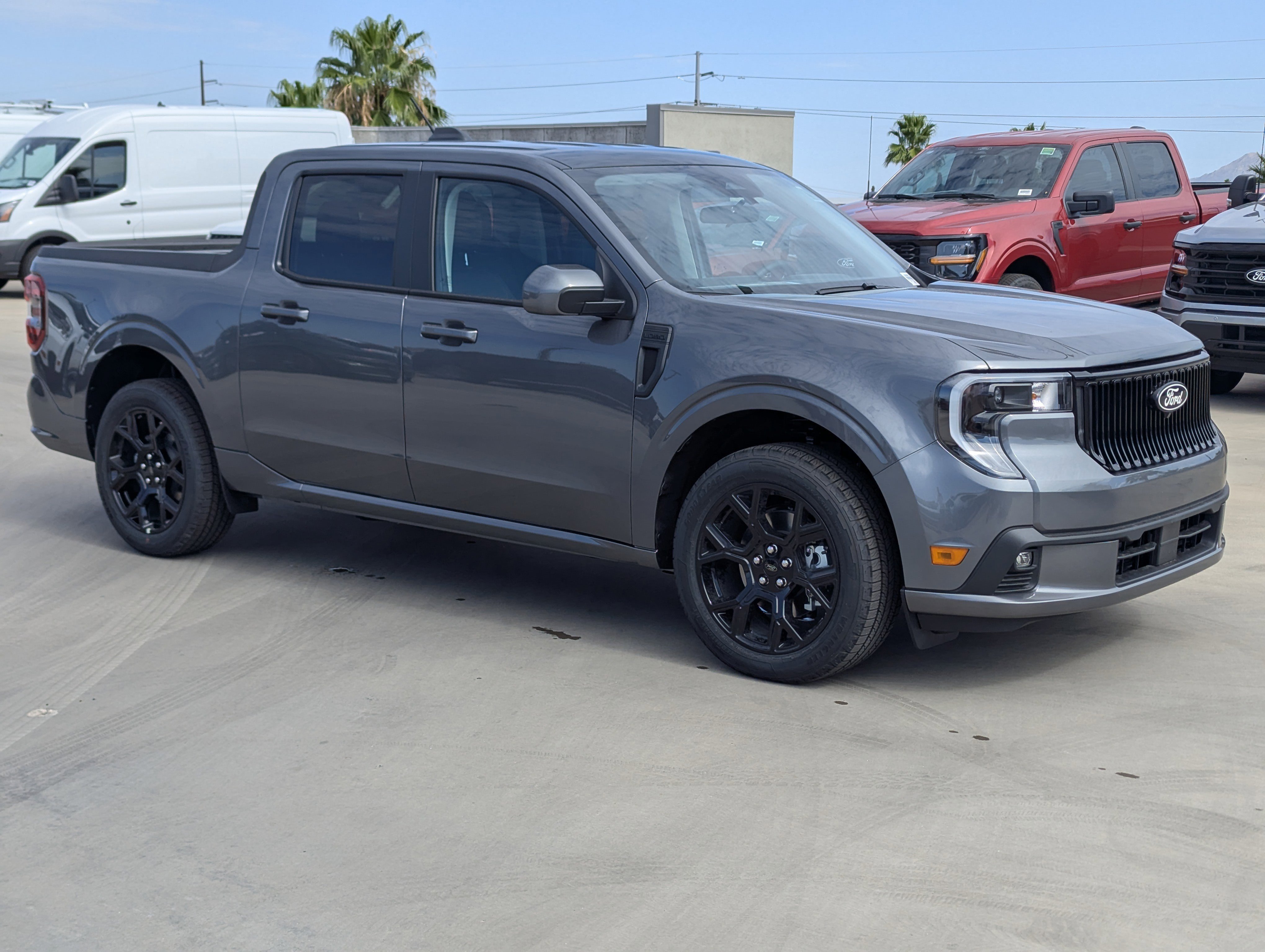 New 2025 Ford Maverick Lobo