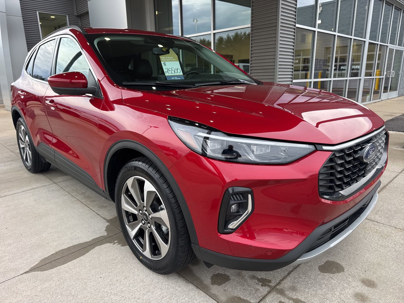 Certified 2023 Ford Escape Platinum AWD/4WD image 10