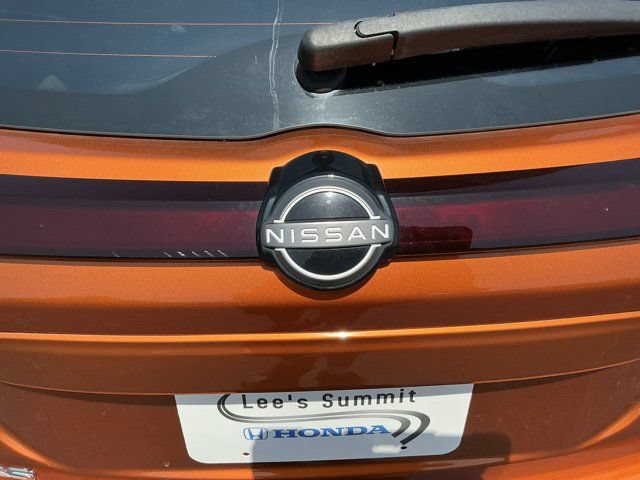 Used 2022 Nissan Kicks SV w/ Interior Electronics Package FWD image 5