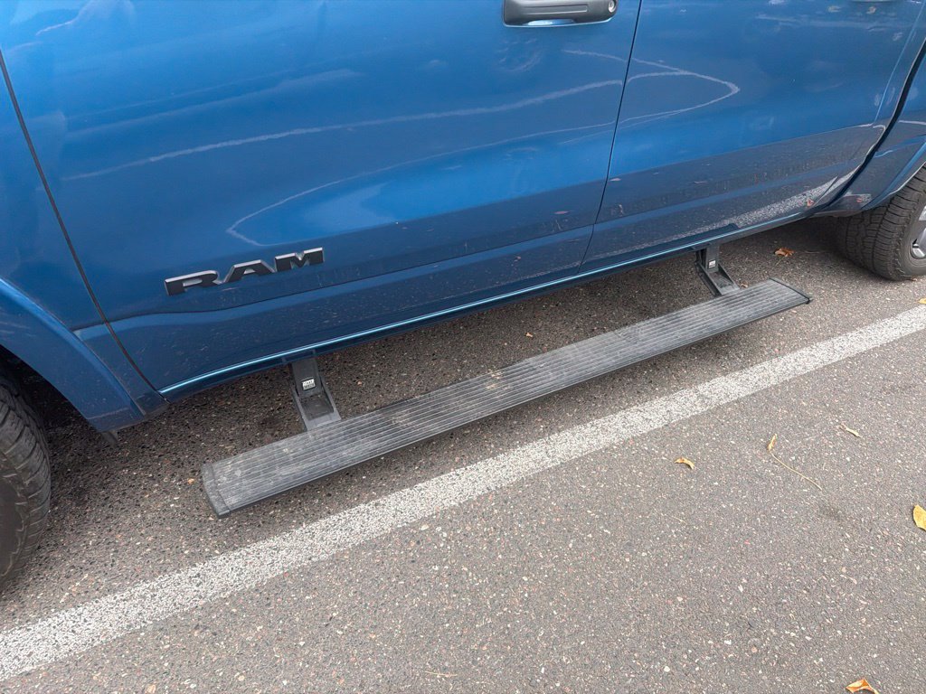 Certified 2024 RAM 1500 Big Horn AWD/4WD image 4