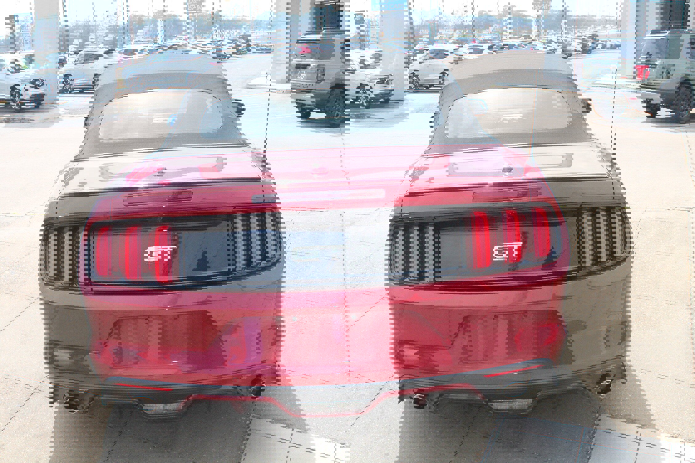 Used 2017 Ford Mustang GT Premium w/ Equipment Group 401A image 4