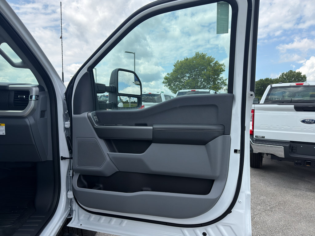 New 2026 Ford F250 XLT AWD/4WD image 18