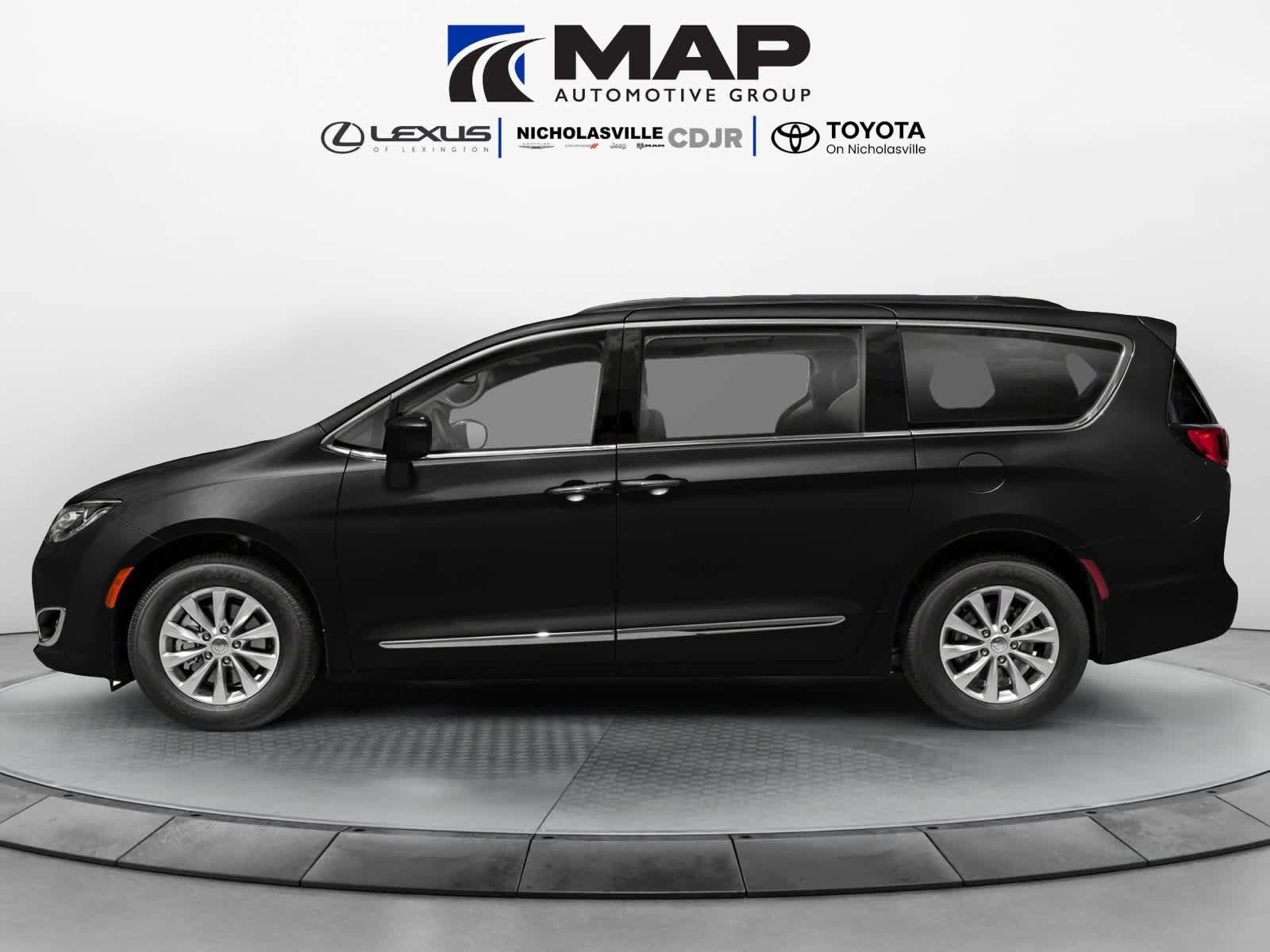 Used 2018 Chrysler Pacifica Touring-L w/ Premium Audio Group FWD image 3