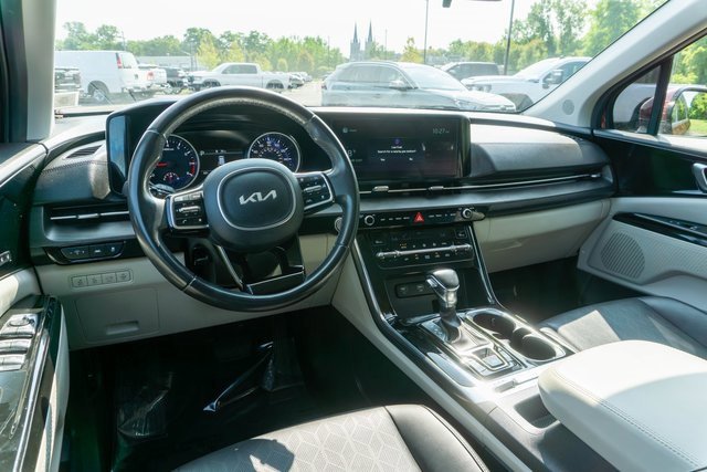 Used 2022 Kia Carnival SX image 17