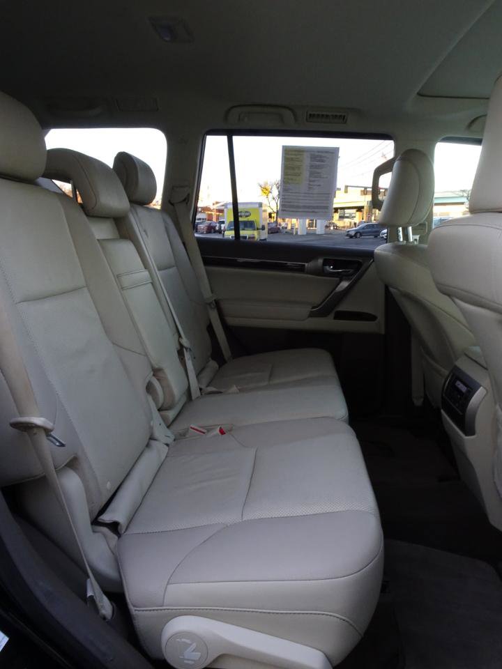 Used 2016 Lexus GX 460 w/ Premium Package image 15