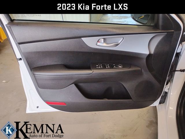 Used 2023 Kia Forte LXS image 19