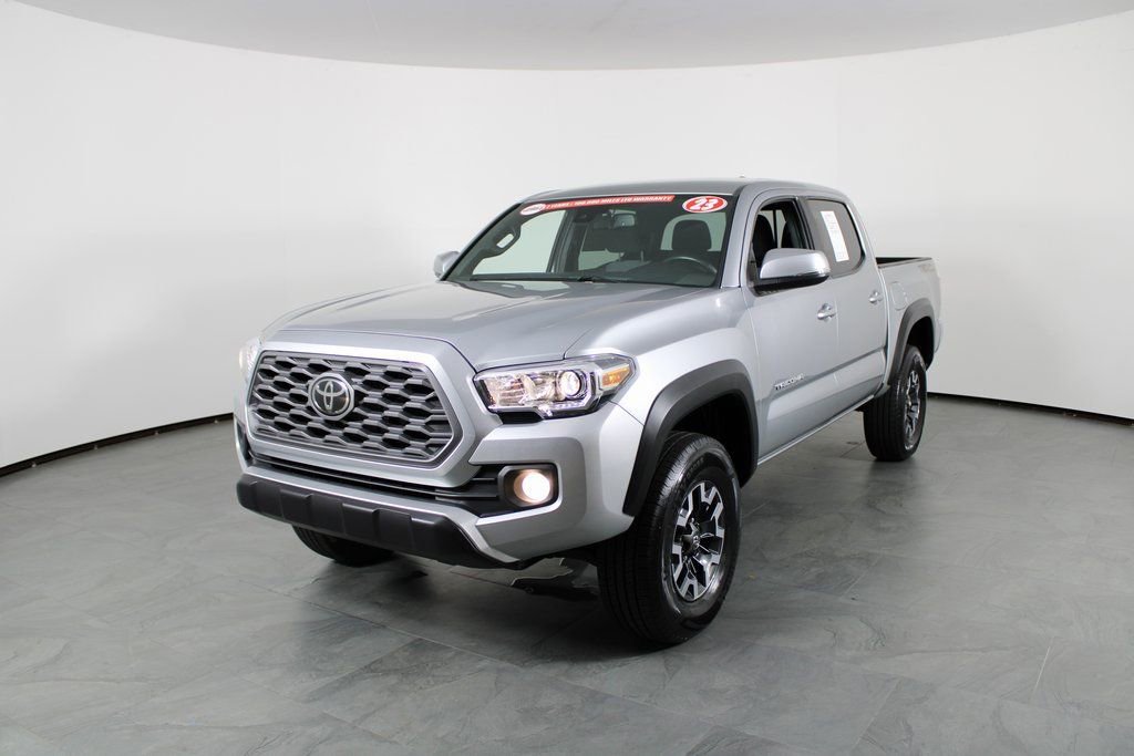 Used 2023 Toyota Tacoma SR5 image 2