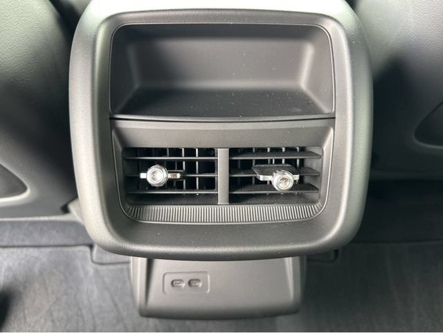 Certified 2024 Cadillac Lyriq Tech RWD image 15