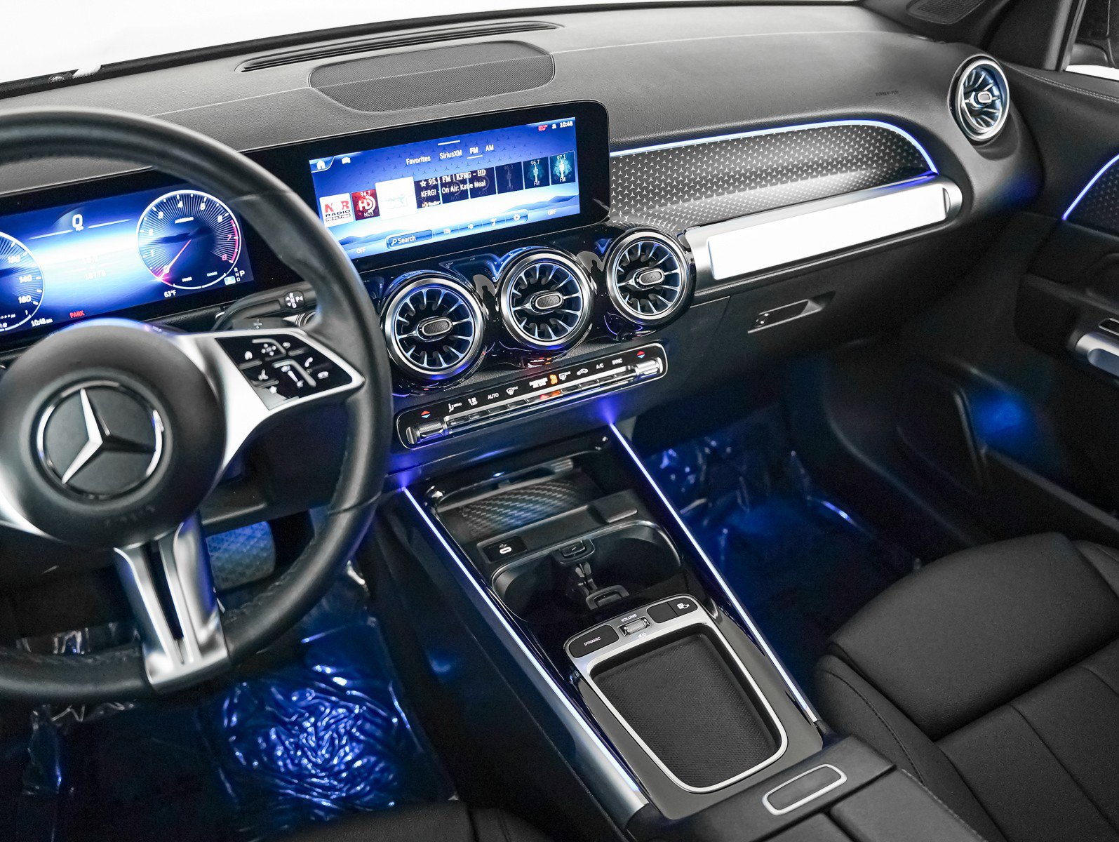 Certified 2024 Mercedes-Benz GLB 250 image 18