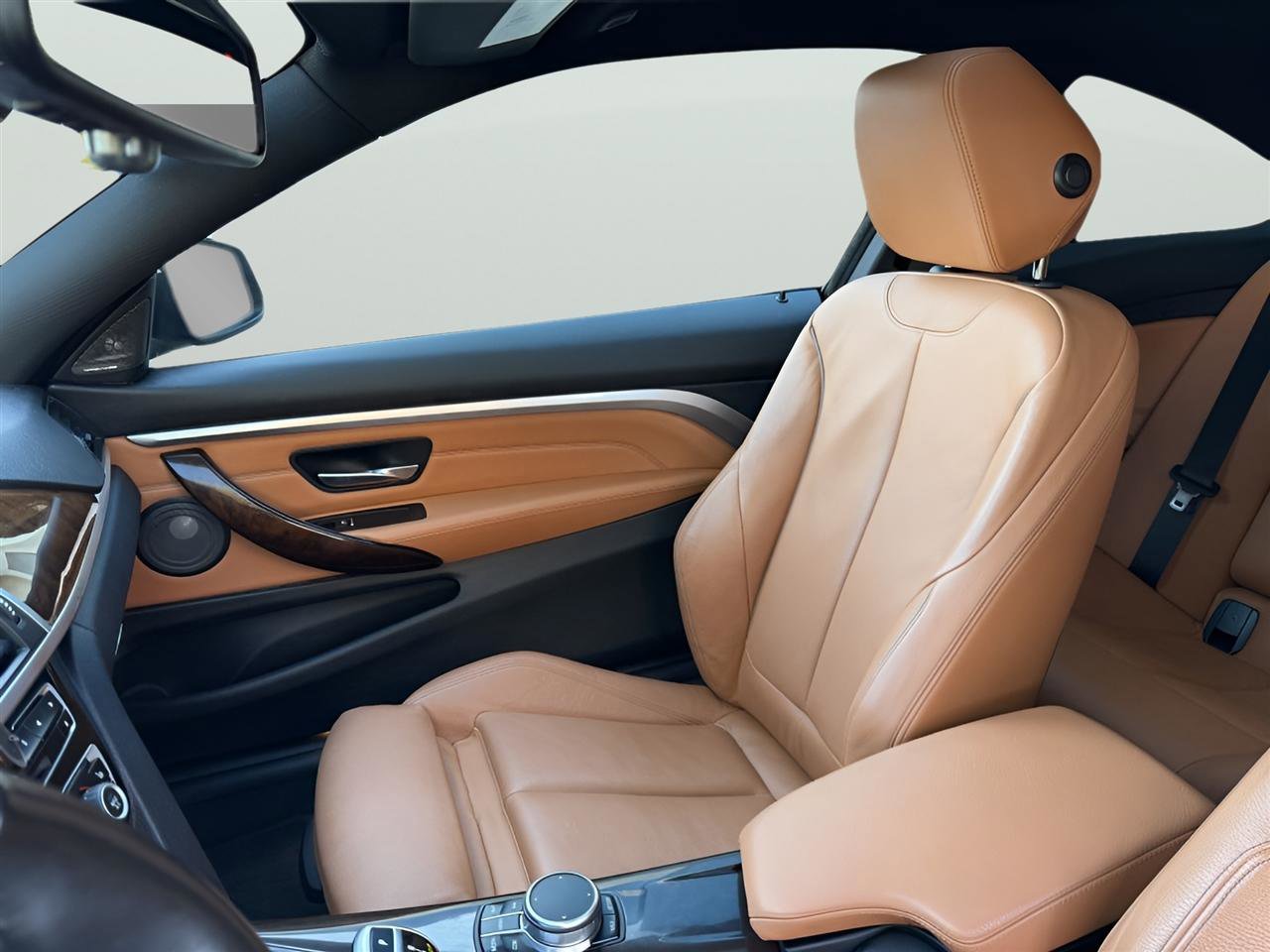 Used 2019 BMW 440i xDrive Coupe w/ M Sport Package image 14