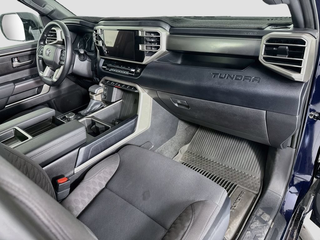 Used 2026 Toyota Tundra SR5 w/ SR5 Convenience Package AWD/4WD image 17