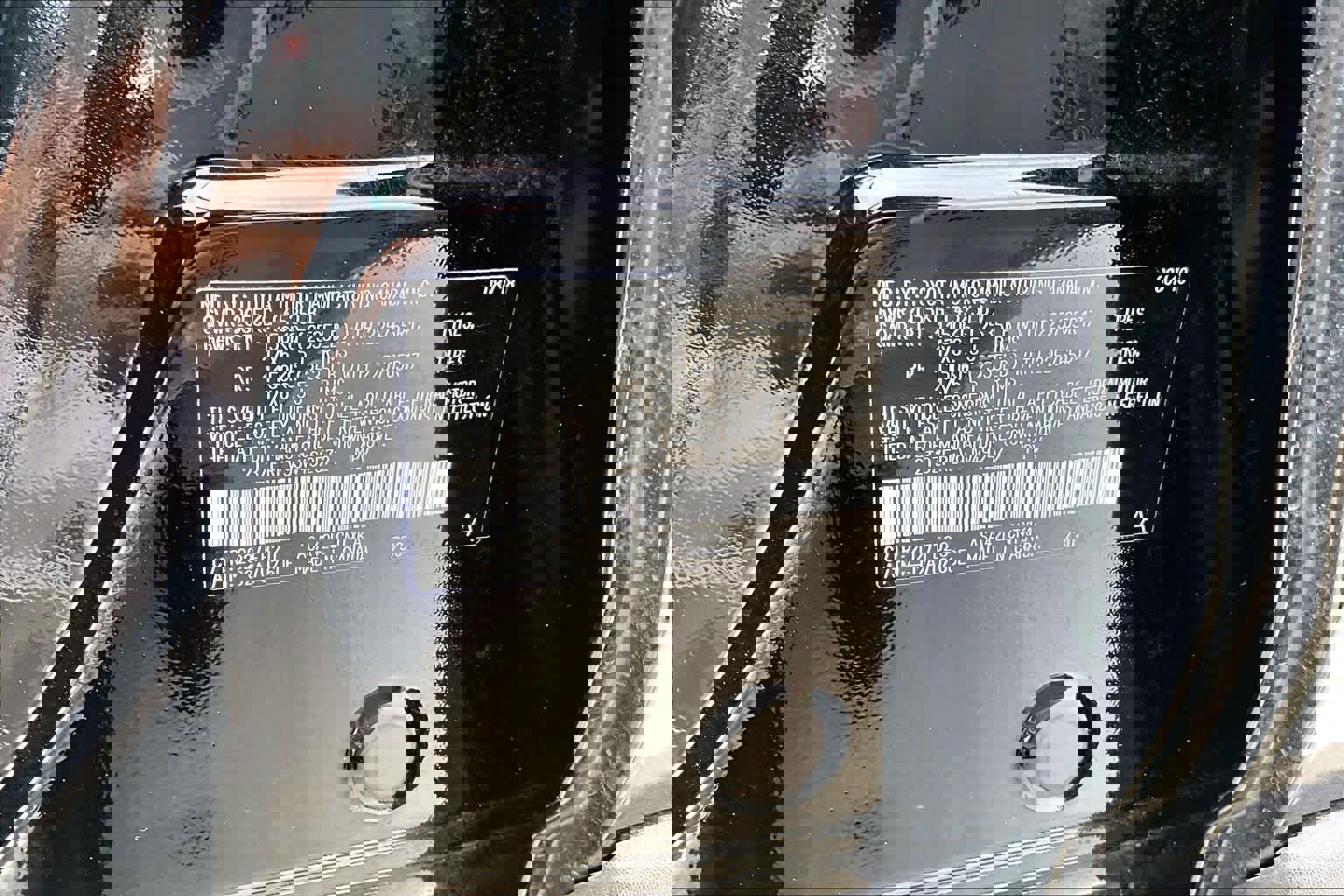 Used 2018 Toyota RAV4 LE FWD image 34