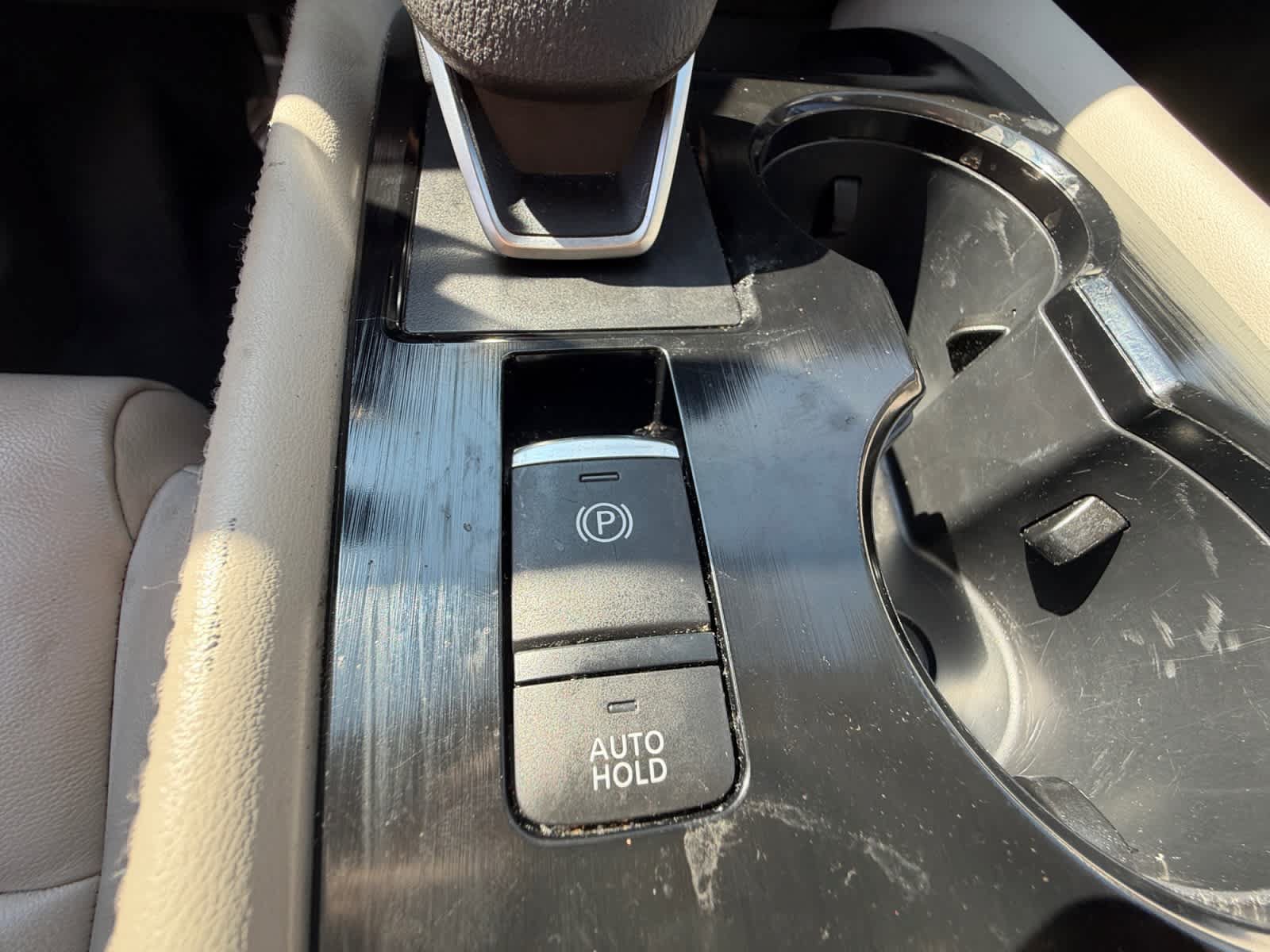 Used 2023 Nissan Rogue SL AWD/4WD image 28