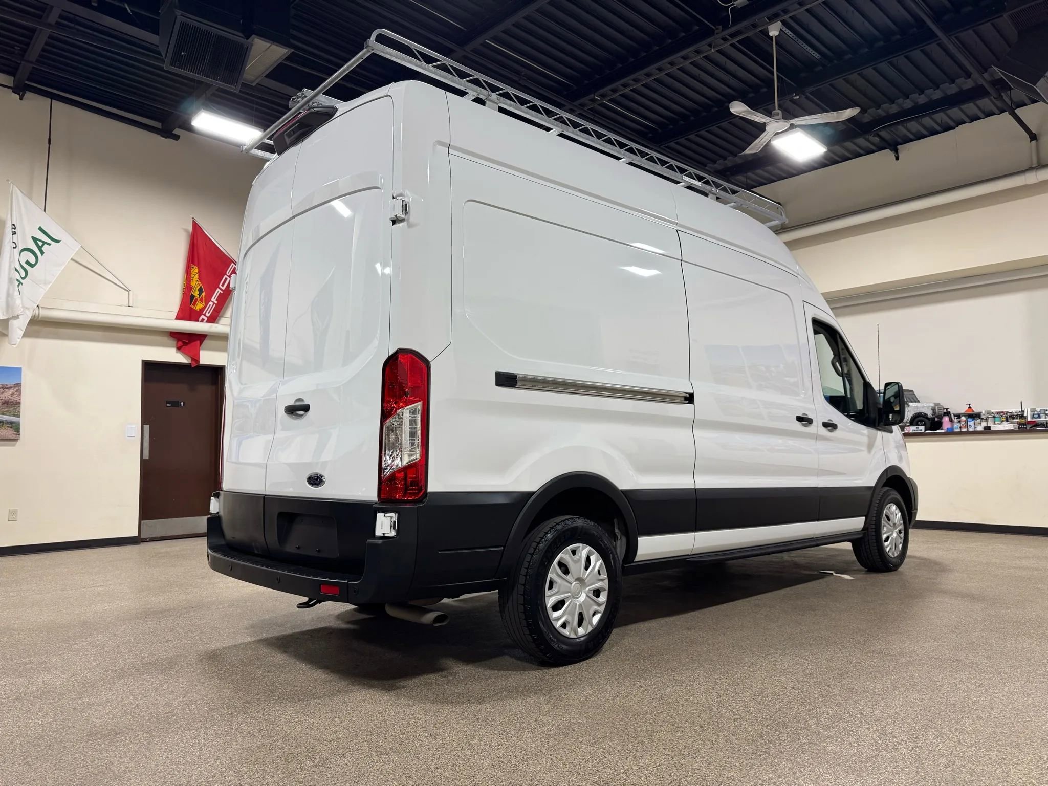 Used 2022 Ford Transit 250 148 High Roof w/ Load Area Protection Package image 6