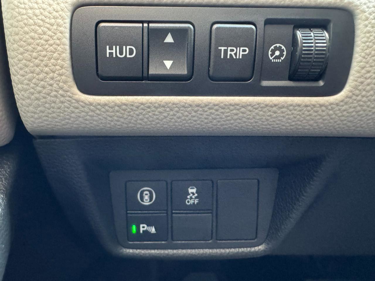 Used 2018 Honda Accord Touring image 14