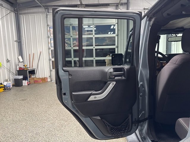 Used 2014 Jeep Wrangler Unlimited Sahara w/ Max Tow Package image 16