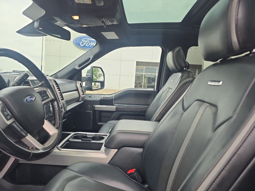 Used 2018 Ford F250 Platinum w/ Platinum Ultimate Package AWD/4WD image 18