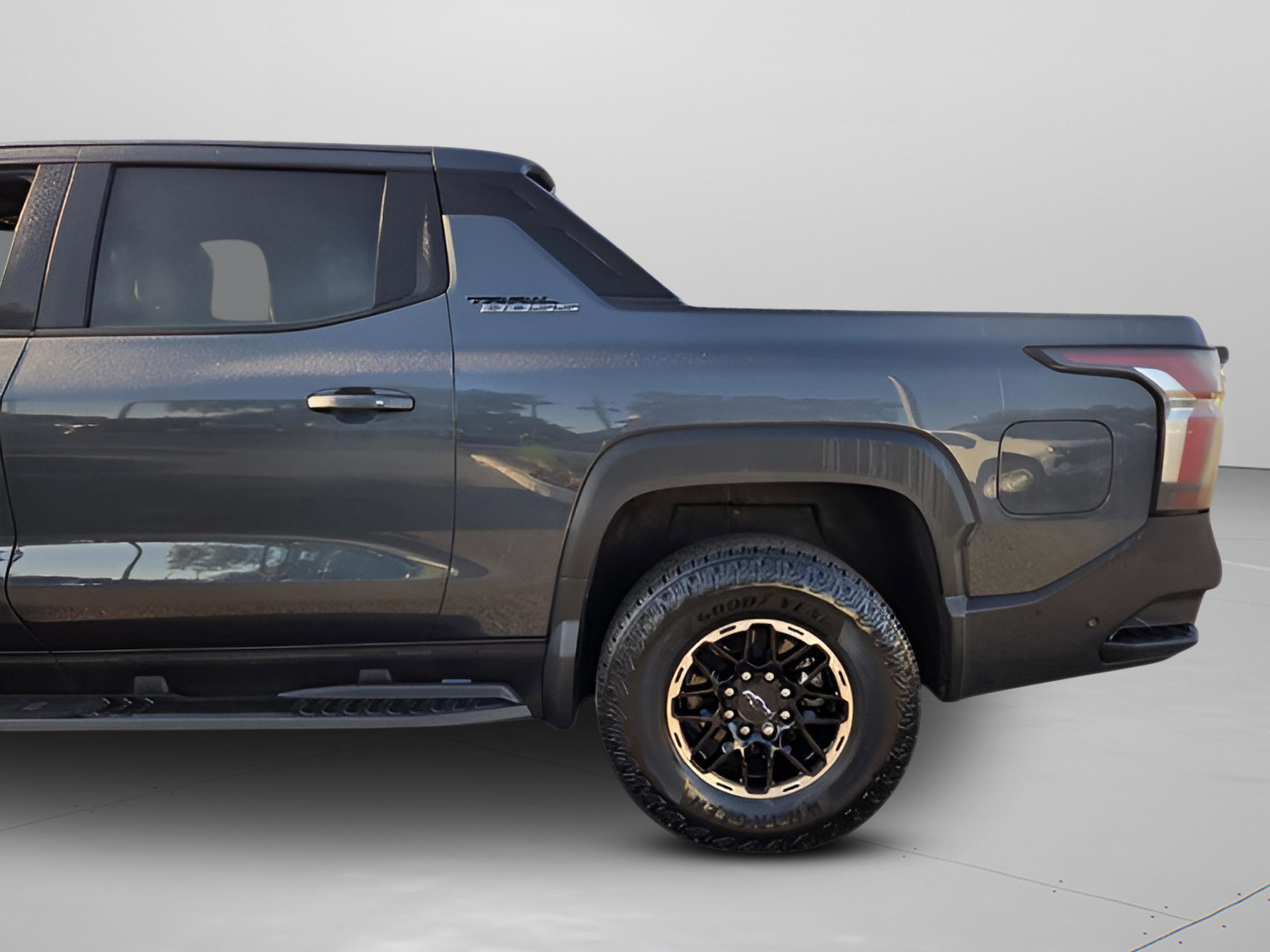 New 2026 Chevrolet Silverado EV Trail Boss image 26