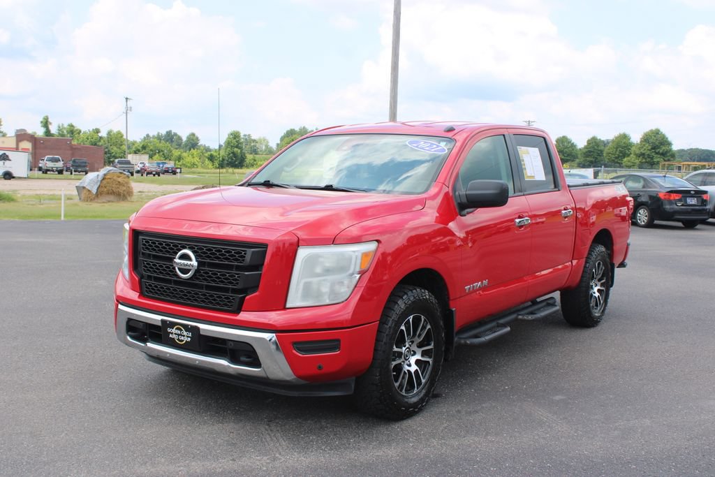 Used 2021 Nissan Titan SV w/ SV Convenience Package AWD/4WD image 4
