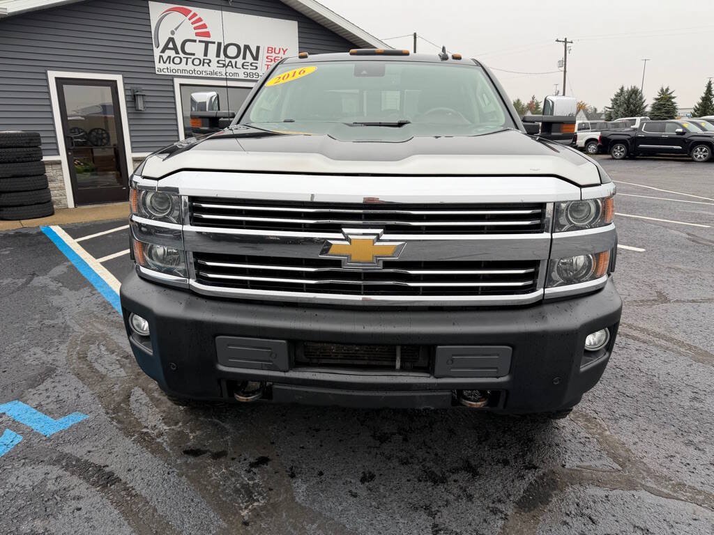 Used 2016 Chevrolet Silverado 2500 High Country w/ High Country Premium Package AWD/4WD image 8