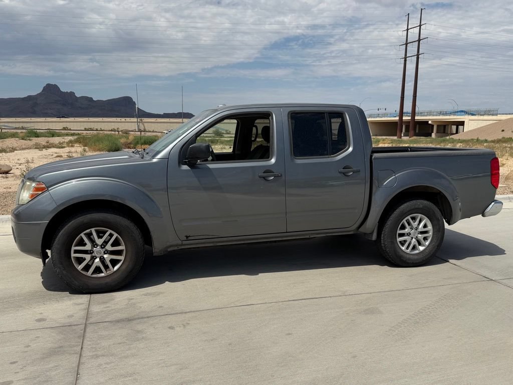 Used 2018 Nissan Frontier SV RWD image 5