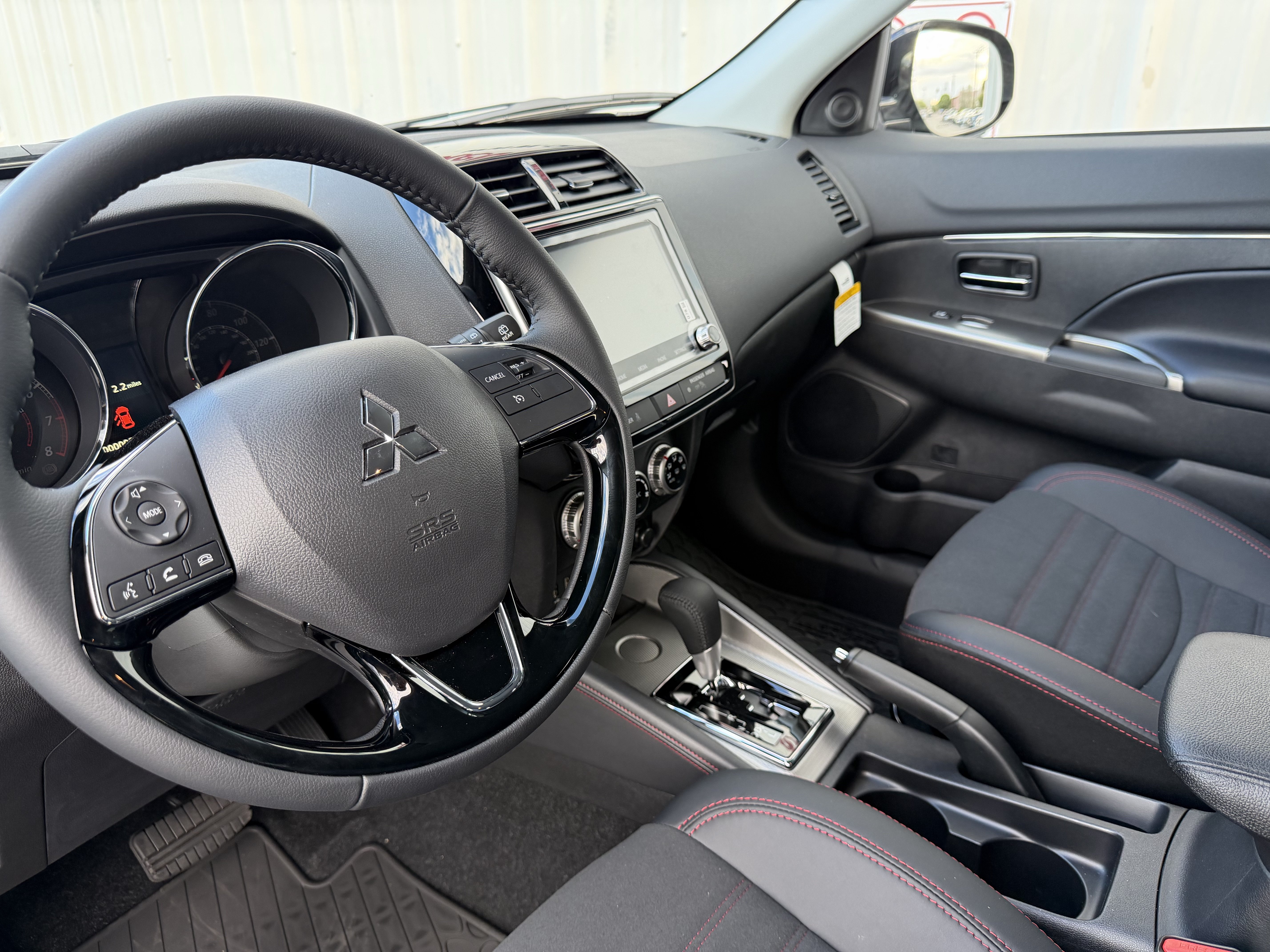 New 2027 Mitsubishi Outlander Sport SE FWD image 13