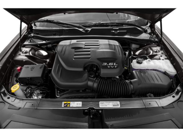 Used 2015 Dodge Challenger R/T Plus RWD image 13