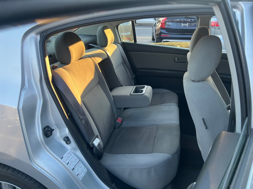 Used 2010 Nissan Sentra 2.0 S FWD image 14