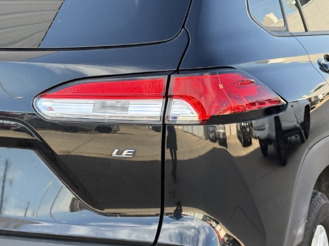 Used 2022 Toyota Corolla Cross LE FWD image 7