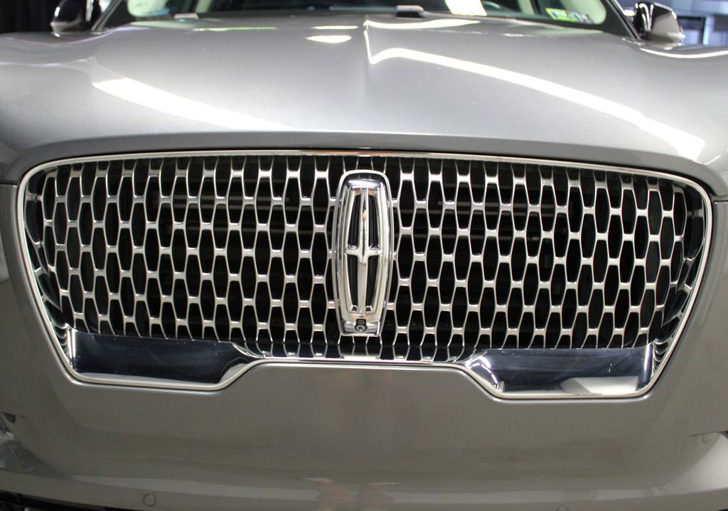 Used 2021 Lincoln Aviator Reserve w/ Equipment Group 201A image 49