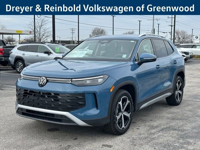 New 2026 Volkswagen Tiguan SE image 3