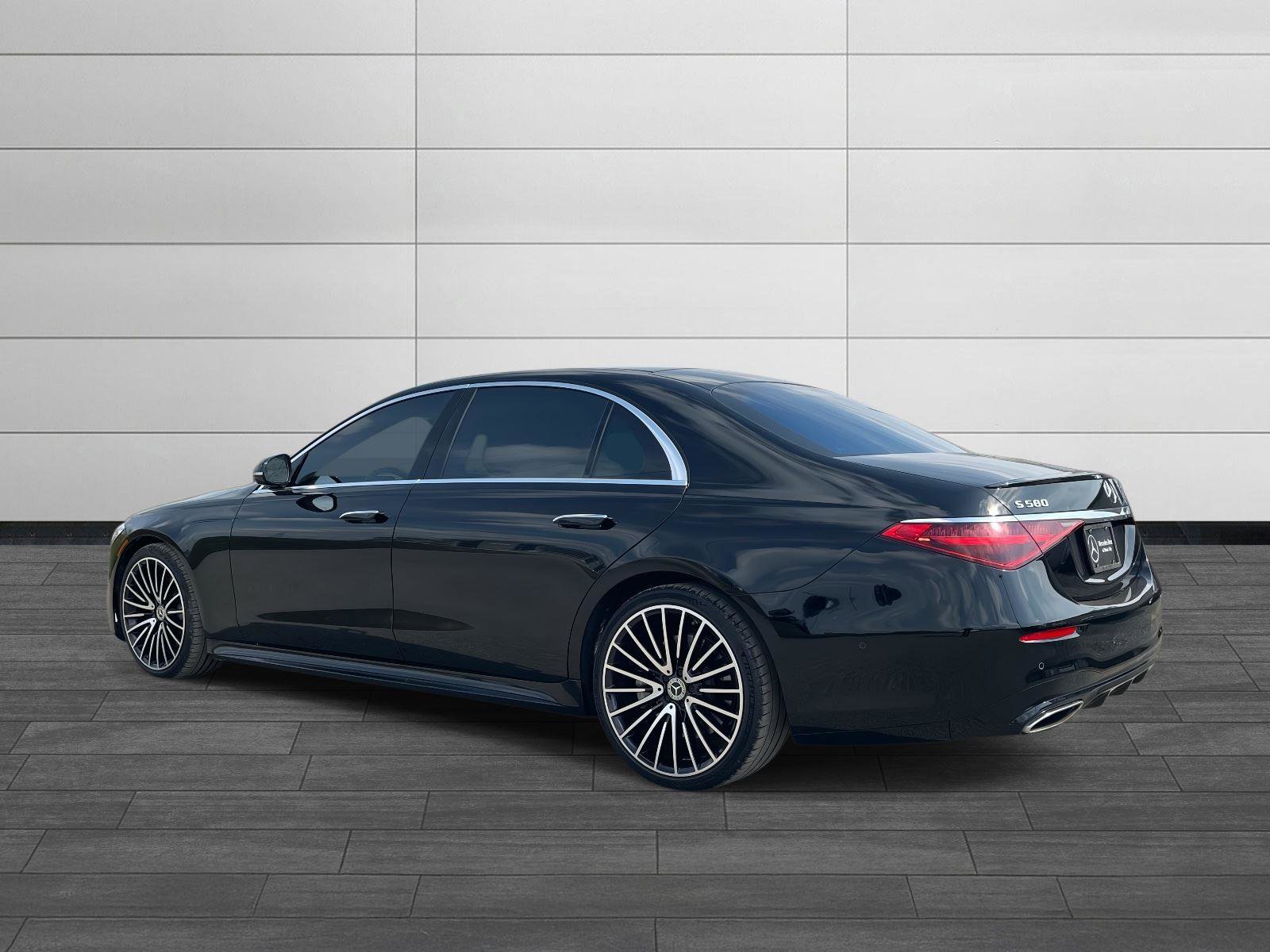 Certified 2022 Mercedes-Benz S 580 4MATIC Sedan image 5