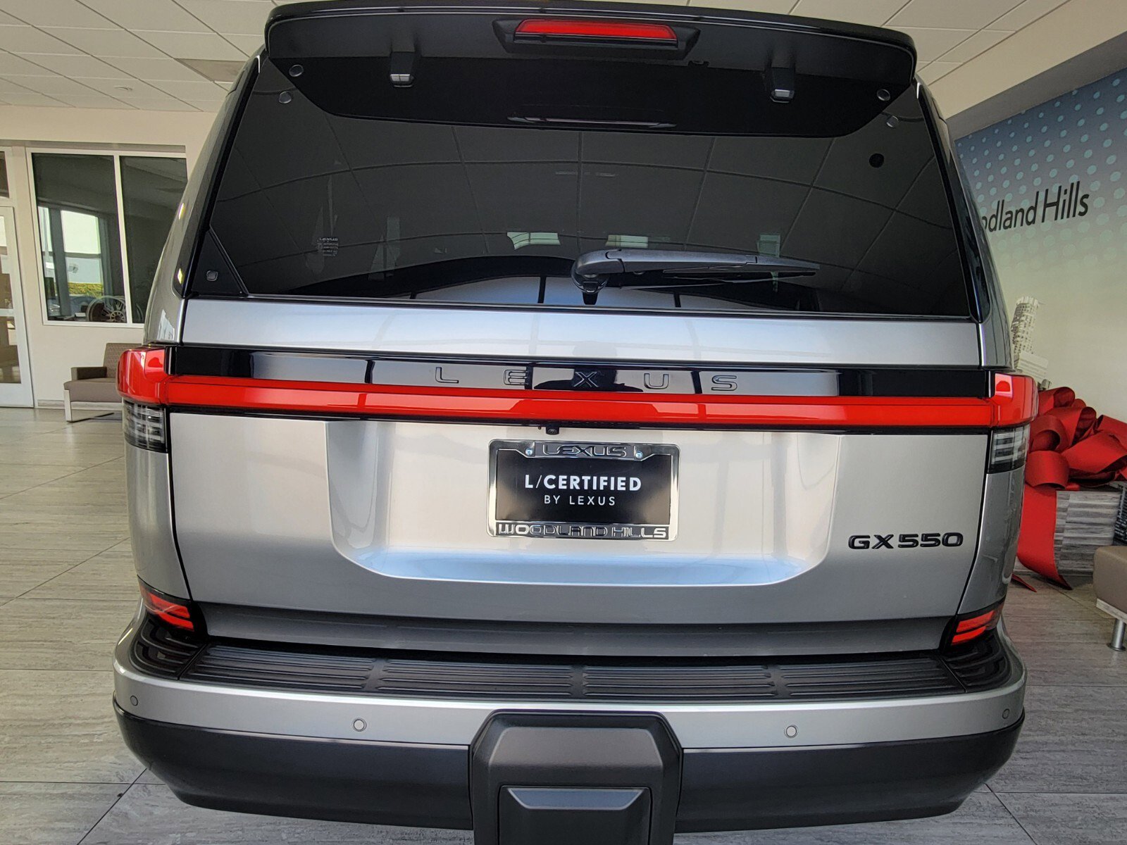 Used 2024 Lexus GX 550 w/ Accessory Package (31) image 4