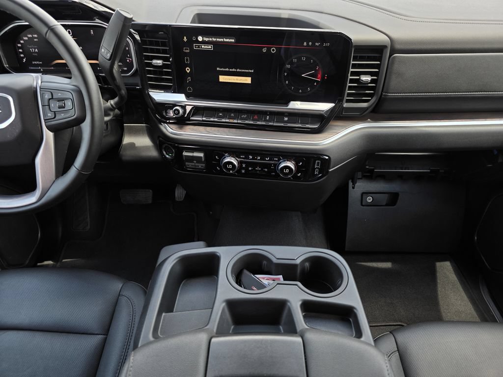 Used 2026 GMC Sierra 1500 SLT AWD/4WD image 19