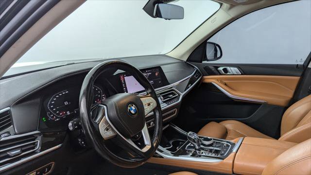 Used 2019 BMW X7 xDrive40i w/ Cold Weather Package image 27