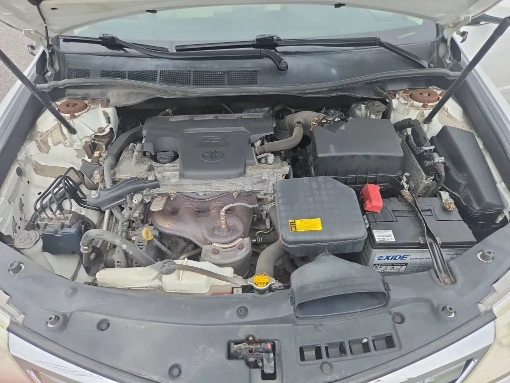 Used 2013 Toyota Camry LE FWD image 21