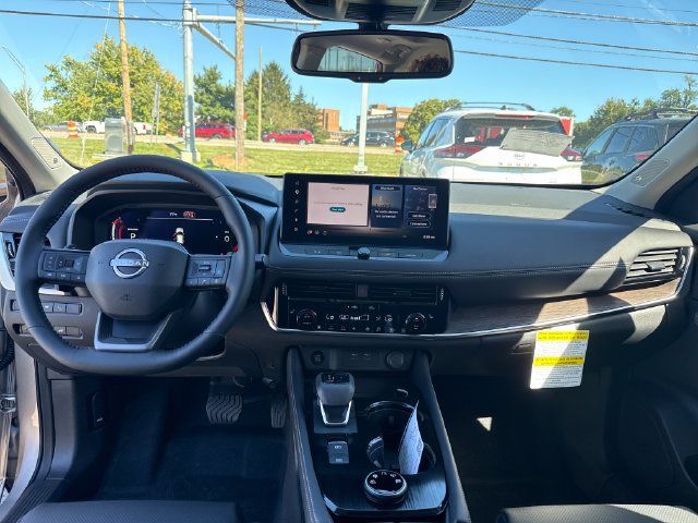 New 2026 Nissan Rogue Platinum AWD/4WD image 15